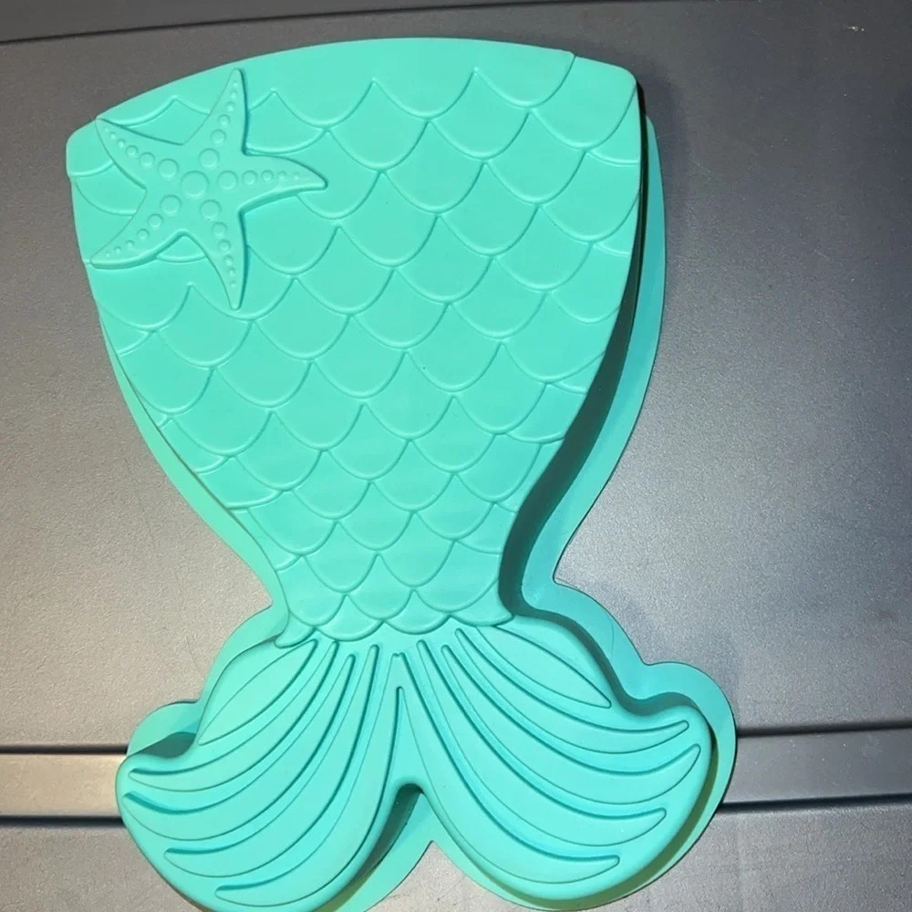 Whimsical Mermaid Tail Starfish 3D Silicone Cake Mold Pan